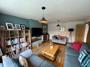 Lounge- click for photo gallery